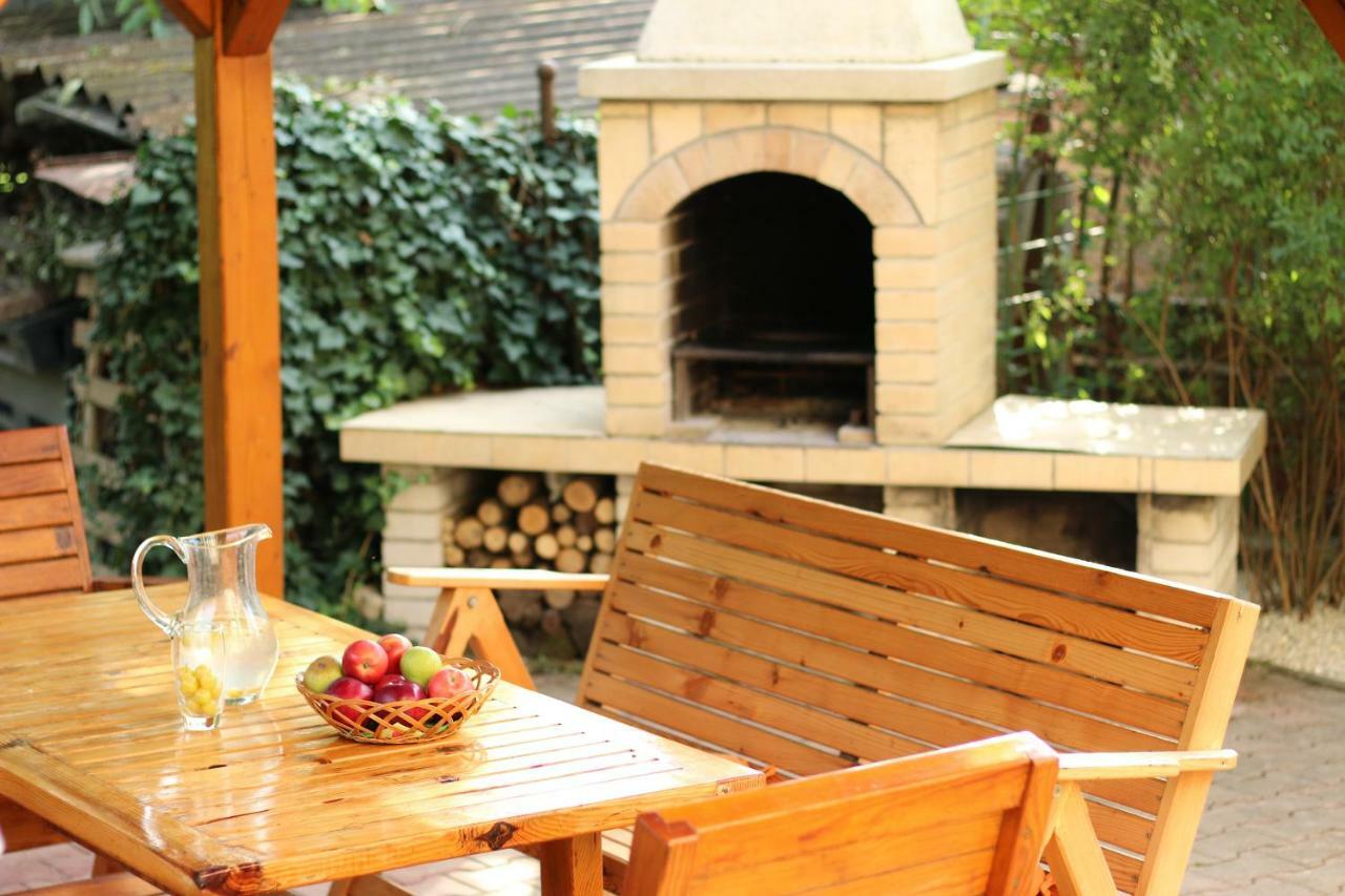 Apartamento Privát Čerenica Belusa Exterior foto